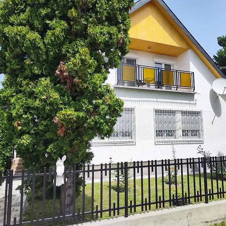 펜션 In - Balaton 20050 시오포크