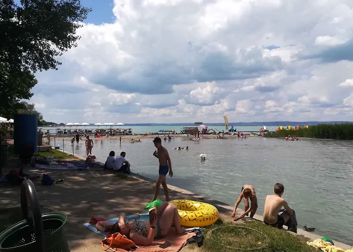 In - Balaton 20050 Casa de Férias